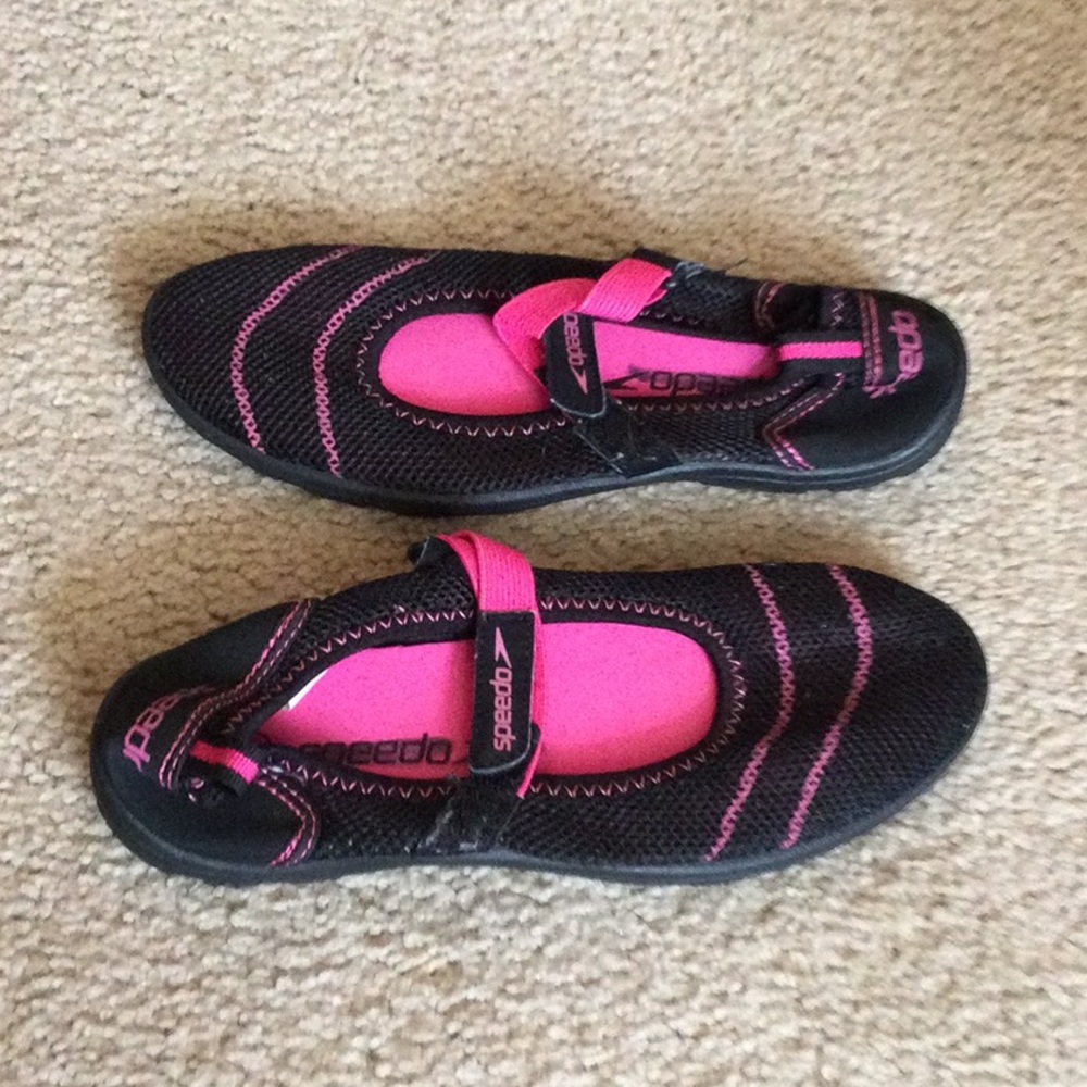 Speedo Shoes - Picture 3 of 5